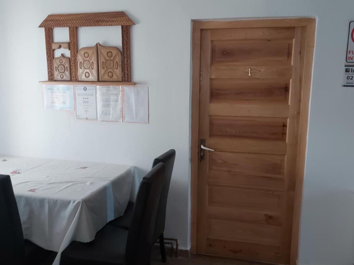 Pensiunea Schilacy Grosii Tiblesului Exterior foto